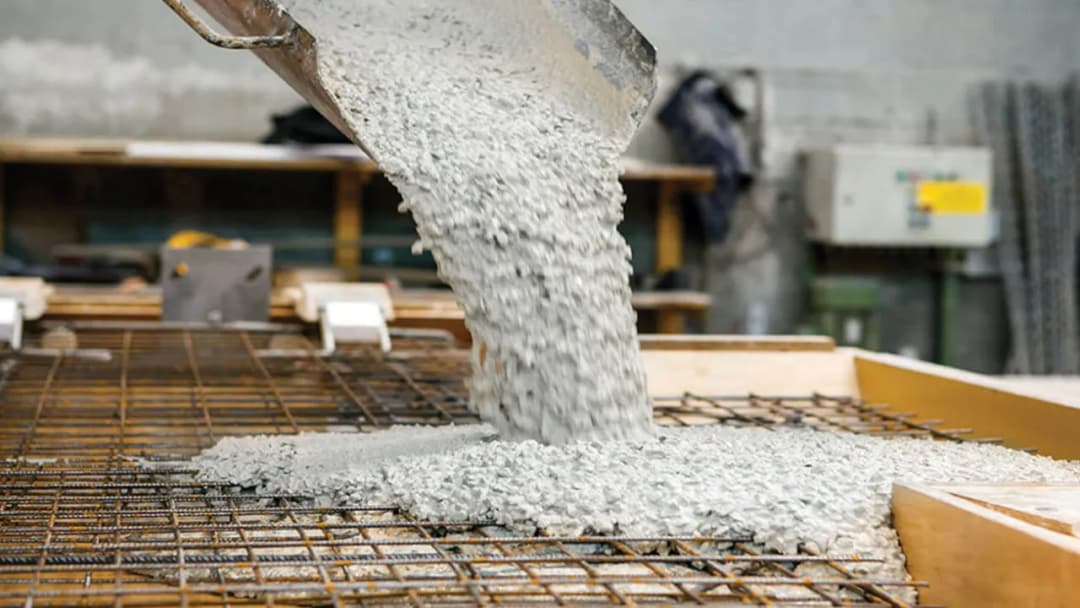 Jak wybrać odpowiedni beton na strop, by zapewnić trwałość i bezpieczeństwo