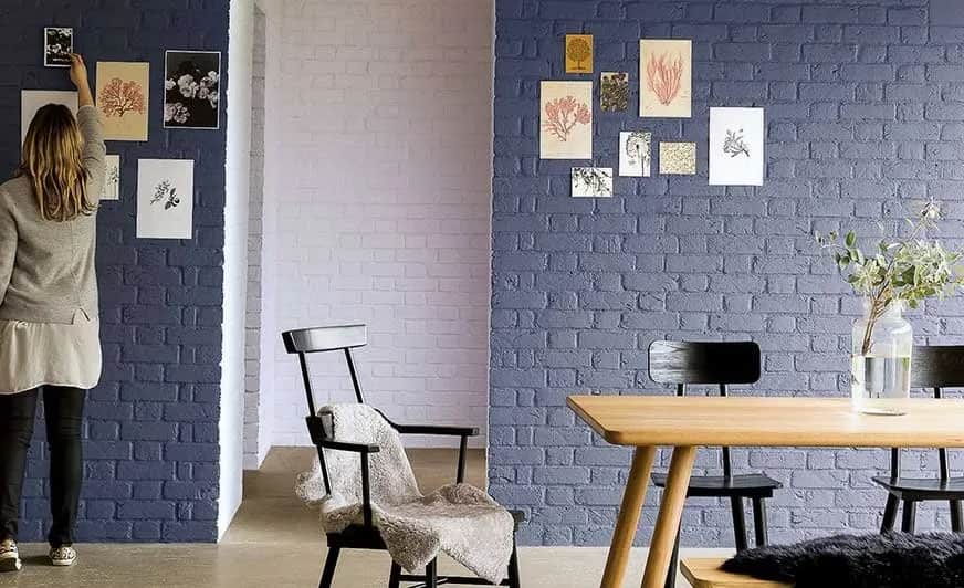 Czym pomalować cegłę, aby uzyskać trwały i estetyczny efekt?