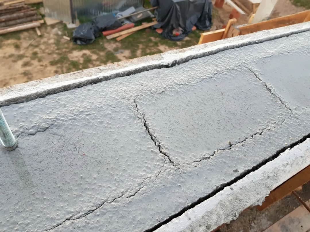 Jaki beton na wieniec wybrać, aby zapewnić trwałość konstrukcji?