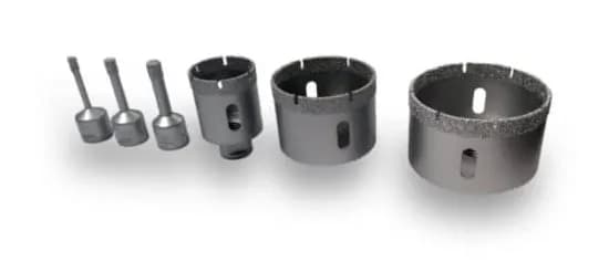 Najlepsze otwornice do gresu – jak wybrać odpowiednie narzędzie do wiercenia