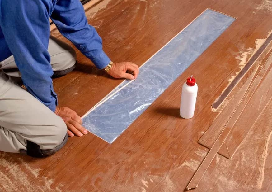 Czym wypełnić szczeliny między płytami osb, aby uniknąć problemów?