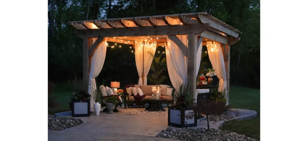 Jak urządzić altanę w środku: praktyczne pomysły na aranżację wnętrza