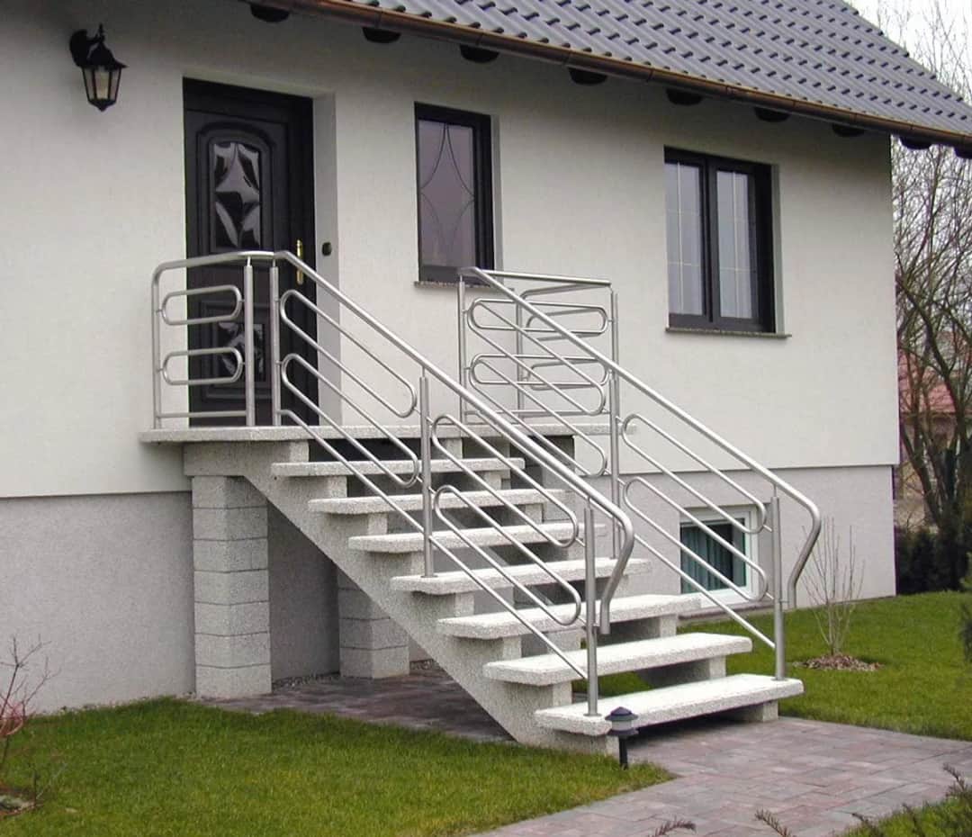 Jak zabezpieczyć betonowe schody na zewnątrz przed zniszczeniem i śliskością